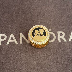 Pandora Walt Disney Studios That's a Wrap! Charm